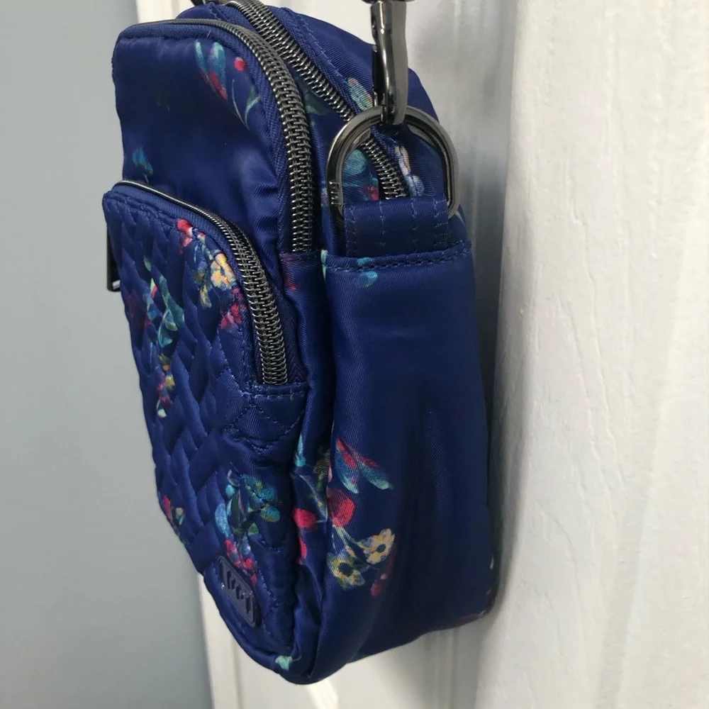 Lug Can Can Quilted Blue Floral Convertible Crossbody Bag NWT